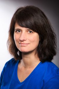 Dr. Corinna Hoiß